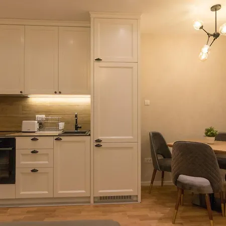 아파트 Tara Lux 바레